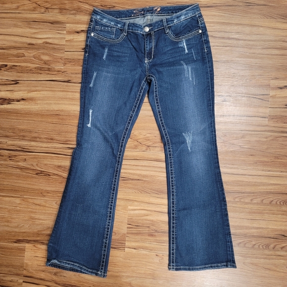 Seven7 Boot Distressed Blue Denim Fashion Jeans - Picture 2 of 5